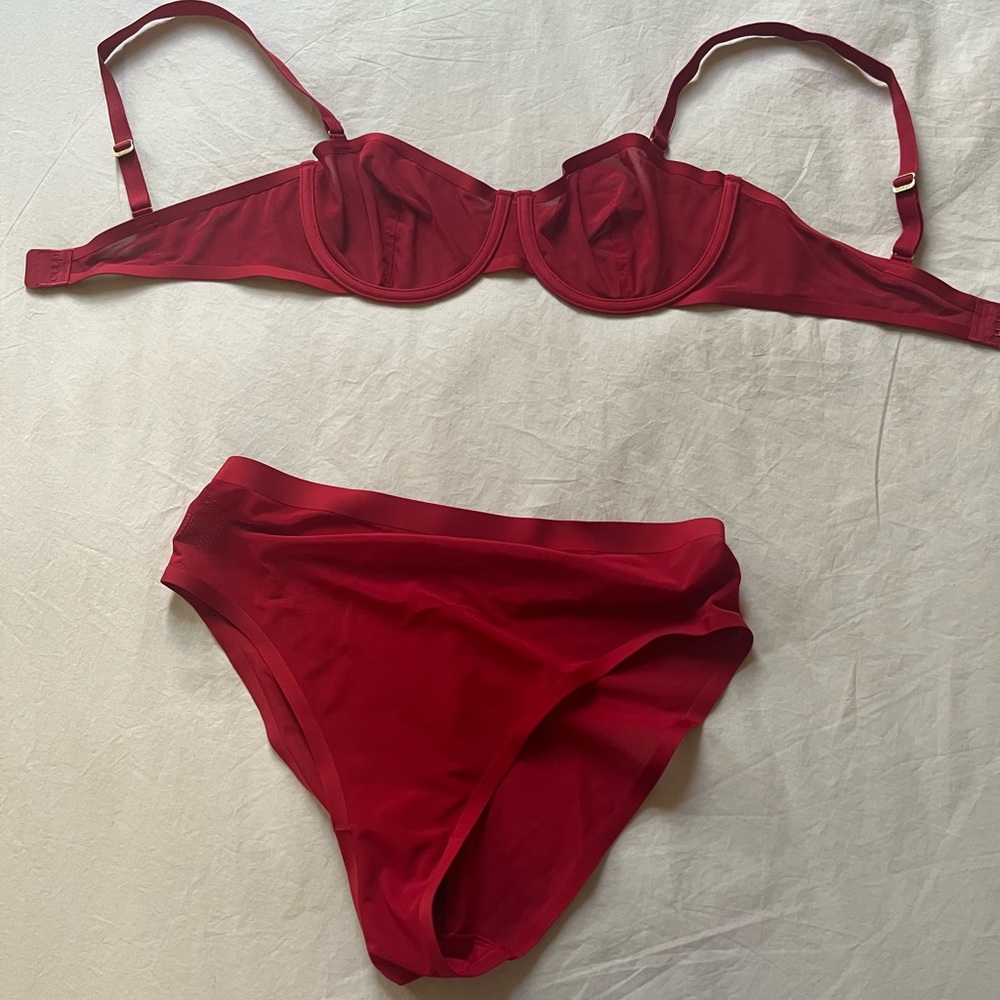 CUUP Balconette and High Waist Mesh lingerie set in deep red
